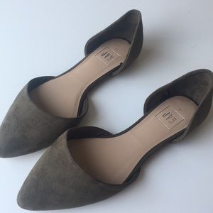 Olive green Gap flats